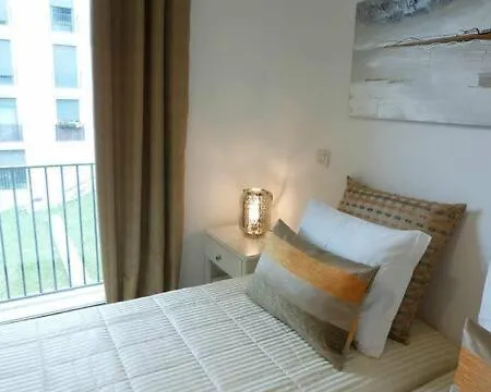 Bairrus Lisbon Apartments Mourisca-2